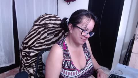 Snapshot of mature_wolf chatting on February 8, 2025, 3:31 pm Sonia online show from February 8, 2025, 3:31 pm