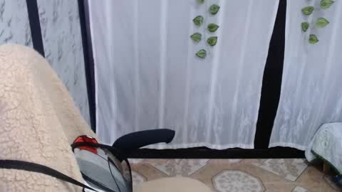 Snapshot of mature_wolf chatting on March 1, 2025, 1:29 pm Sonia online show from March 1, 2025, 1:29 pm