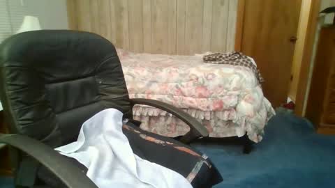 SXECPL55 at G mail Dot Com online show from February 17, 2025, 11:53 pm