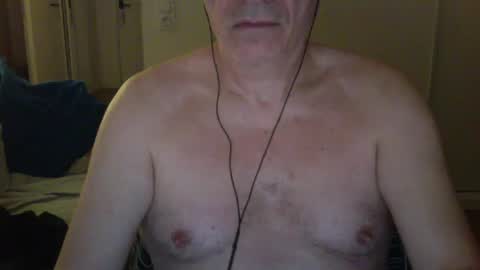 Snapshot of maturehotman chatting on January 3, 2025, 5:17 am maturehotman online show from January 3, 2025, 5:17 am