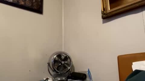 maturejerky online show from November 5, 2025, 8:09 pm