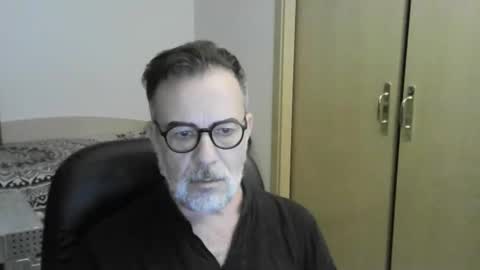 Snapshot of matxexo chatting on November 30, 2025, 5:17 pm matxexo online show from November 30, 2025, 5:17 pm