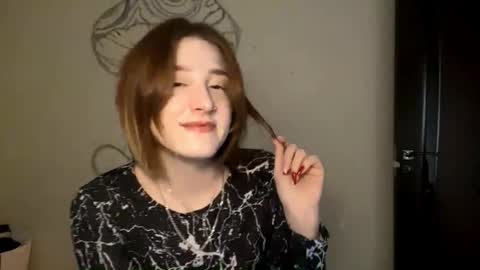 Snapshot of maureenstrozzi chatting on November 24, 2025, 6:57 am Mari online show from November 24, 2025, 6:57 am