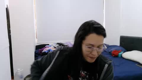 mauroluxandra online show from October 1, 2025, 6:47 pm