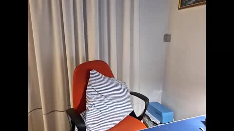 Marcellobausola  s k i -p e online show from December 14, 2025, 10:14 pm