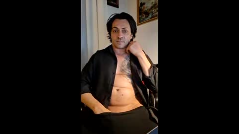 Marcellobausola  s k i -p e online show from December 21, 2025, 9:22 pm