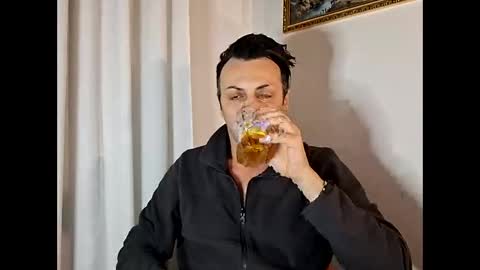 Marcellobausola  s k i -p e online show from February 22, 2026, 9:13 pm