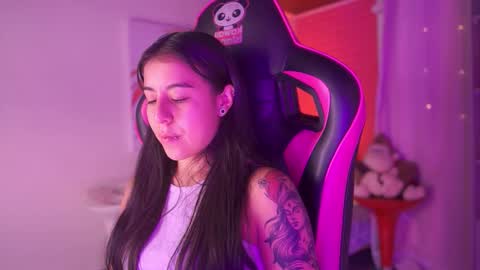 Mavi online show from February 2, 2026, 8:40 pm