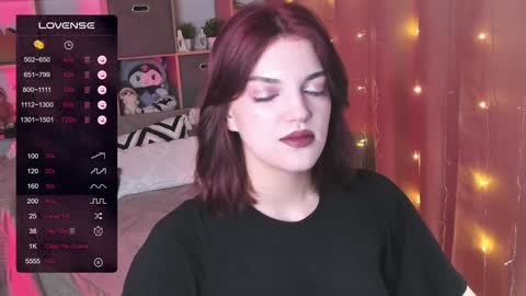 Mavis online show from December 15, 2024, 9:42 pm