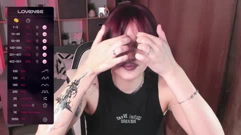 Mavis online show from January 16, 2025, 9:51 pm