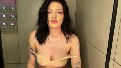 Mavis online show from February 4, 2026, 5:19 pm