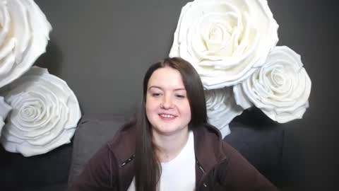 MavkaCute online show from September 23, 2025, 6:11 pm