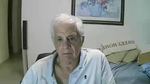 Snapshot of max_2017 chatting on October 24, 2025, 4:31 am max_2017 online show from October 24, 2025, 4:31 am