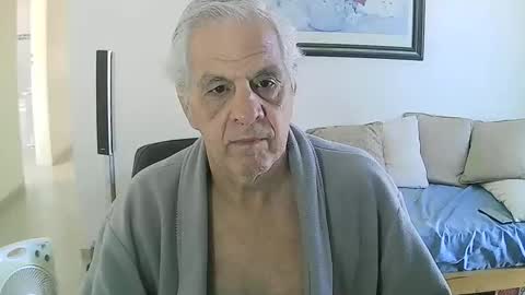 max_2017 online show from April 11, 2026, 1:48 pm