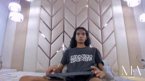 MAX online show from January 10, 2026, 3:08 am