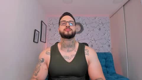 max D. online show from March 27, 2026, 12:27 pm