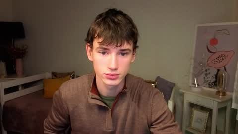 Snapshot of max_foks chatting on December 17, 2025, 4:07 am Max online show from December 17, 2025, 4:07 am