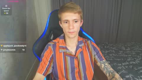 Max Gen with tats 24years  And Ethan without tats 20 years online show from January 30, 2025, 12:29 am