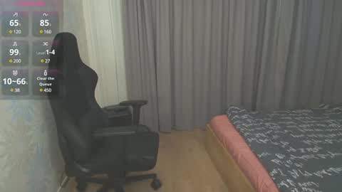 Max Gen with tats 24years  And Ethan without tats 20 years online show from February 2, 2025, 11:00 pm