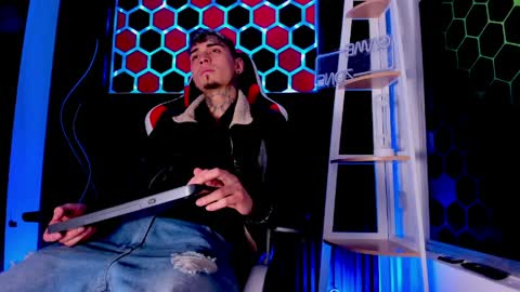 Max online show from March 30, 2026, 2:56 am