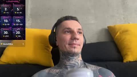    online show from November 15, 2025, 7:05 am