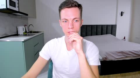 Max  online show from January 21, 2025, 1:43 pm