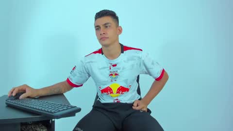 Snapshot of max_wild01 chatting on May 27, 2026, 10:01 am MAX online show from May 27, 2026, 10:01 am