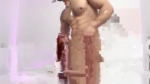 max_xl_ online show from May 12, 2026, 10:40 pm