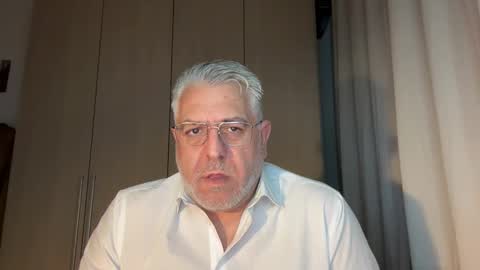 maxbillo online show from April 13, 2026, 7:41 pm