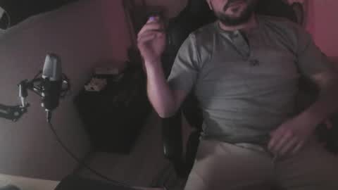 maxcamlove online show from December 23, 2025, 3:15 am