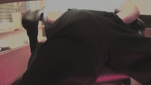 maxcamlove online show from February 23, 2026, 5:05 am