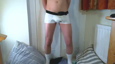 Max Davies online show from April 23, 2026, 10:25 am