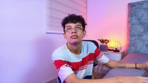 Snapshot of maxfrost_1 chatting on January 8, 2026, 7:16 pm M A X F R O S T online show from January 8, 2026, 7:16 pm