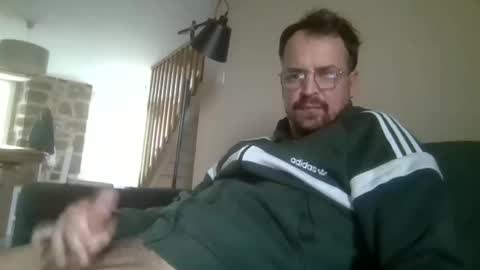 maxhorn591 online show from November 19, 2025, 1:22 pm