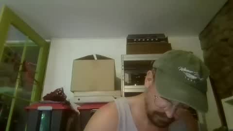 maxhorn591 online show from May 28, 2026, 8:44 am