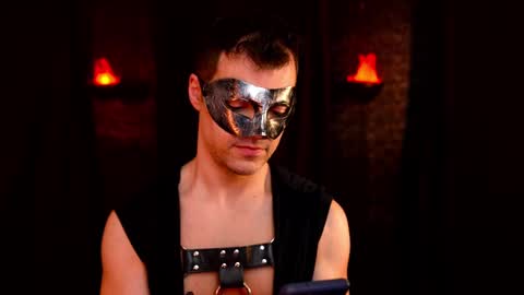 Max Hughes online show from October 31, 2025, 1:50 am