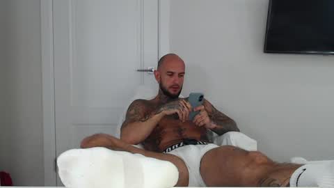 Maximus Fox online show from July 7, 2026, 6:47 am