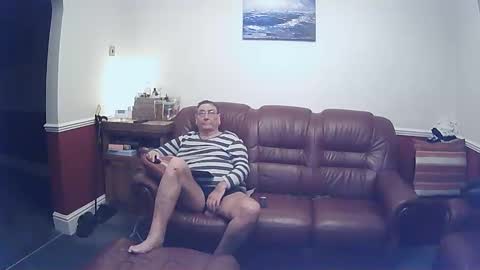 MAX online show from January 11, 2025, 8:32 pm