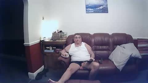 MAX online show from March 10, 2025, 8:45 pm