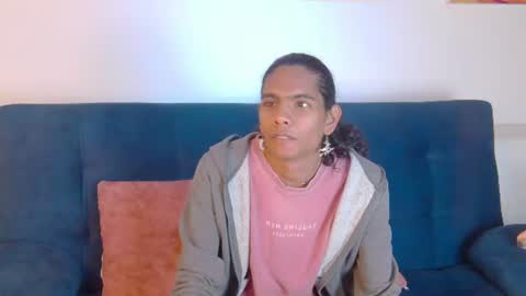 Snapshot of maxi_max0 chatting on June 19, 2026, 8:12 pm Maxi Max online show from June 19, 2026, 8:12 pm