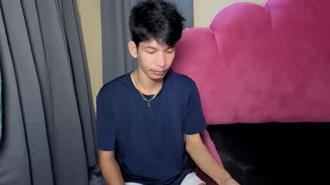 Reyn online show from November 14, 2025, 11:13 pm