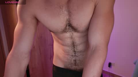 Mikael online show from December 14, 2025, 9:03 am