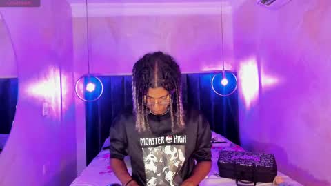 maxim online show from September 28, 2025, 2:28 am