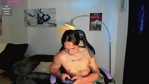 maximiliano_scoott_ online show from April 12, 2026, 8:14 pm