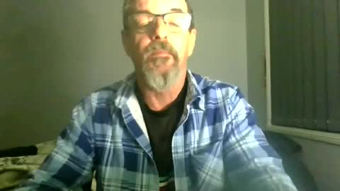 Snapshot of maximus_oreally chatting on June 25, 2026, 5:12 am Max online show from June 25, 2026, 5:12 am