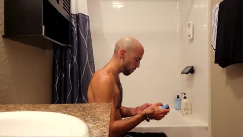 maximusdemitrious online show from September 10, 2025, 11:49 pm