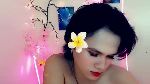 maxine_fucks online show from November 25, 2025, 7:19 am