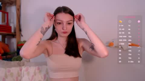 Maxine online show from October 11, 2025, 11:31 am