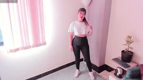 You can call me  Max online show from September 15, 2025, 7:36 pm