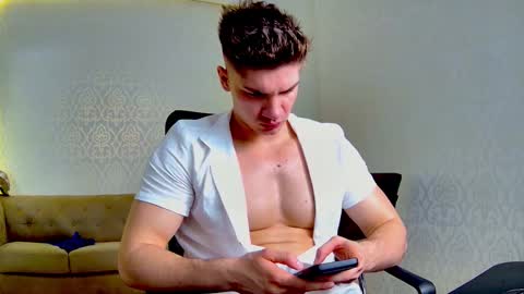 MaxKaiden online show from March 6, 2026, 7:16 am